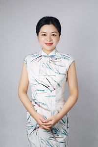 黄莉芙(1).png